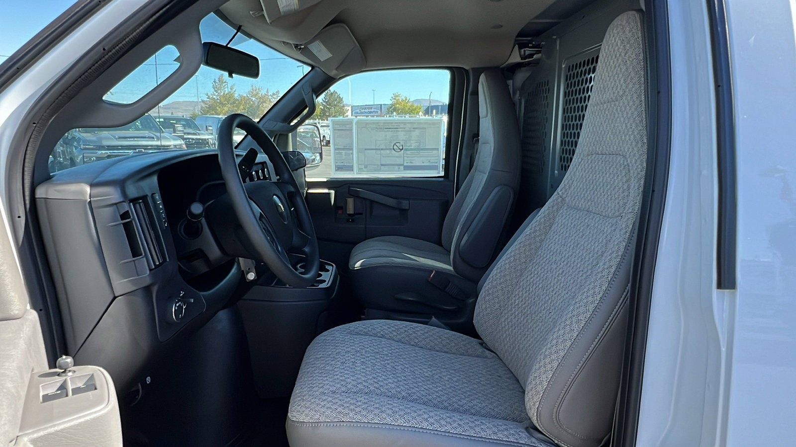 2024 Chevrolet Express Cargo 2500 WT