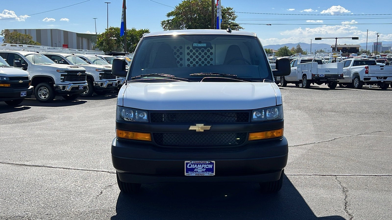 2024 Chevrolet Express Cargo 2500 WT