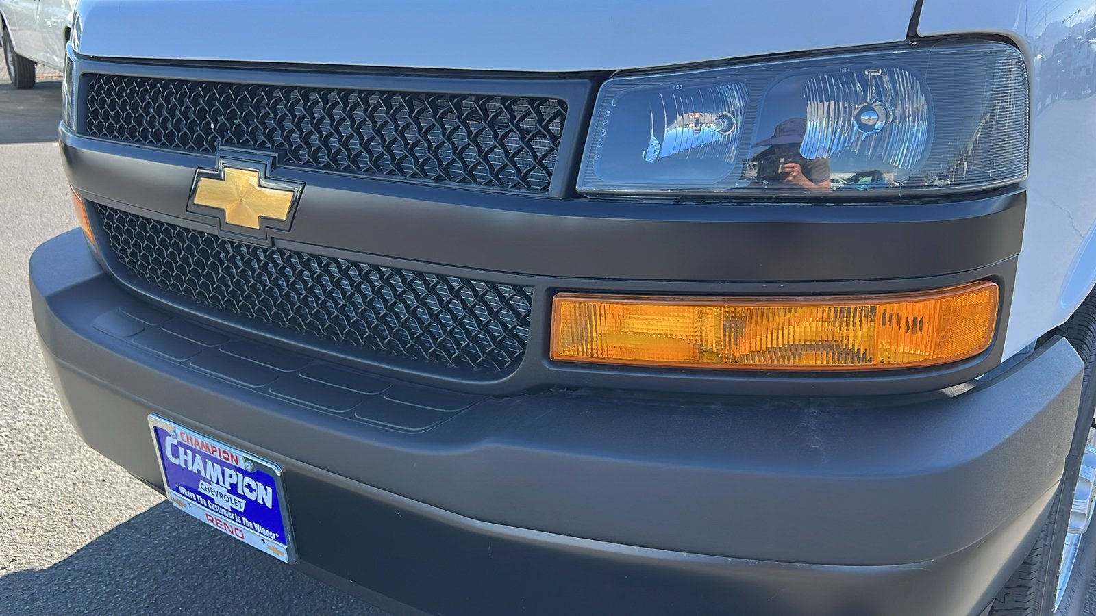 2024 Chevrolet Express Cargo 2500 WT