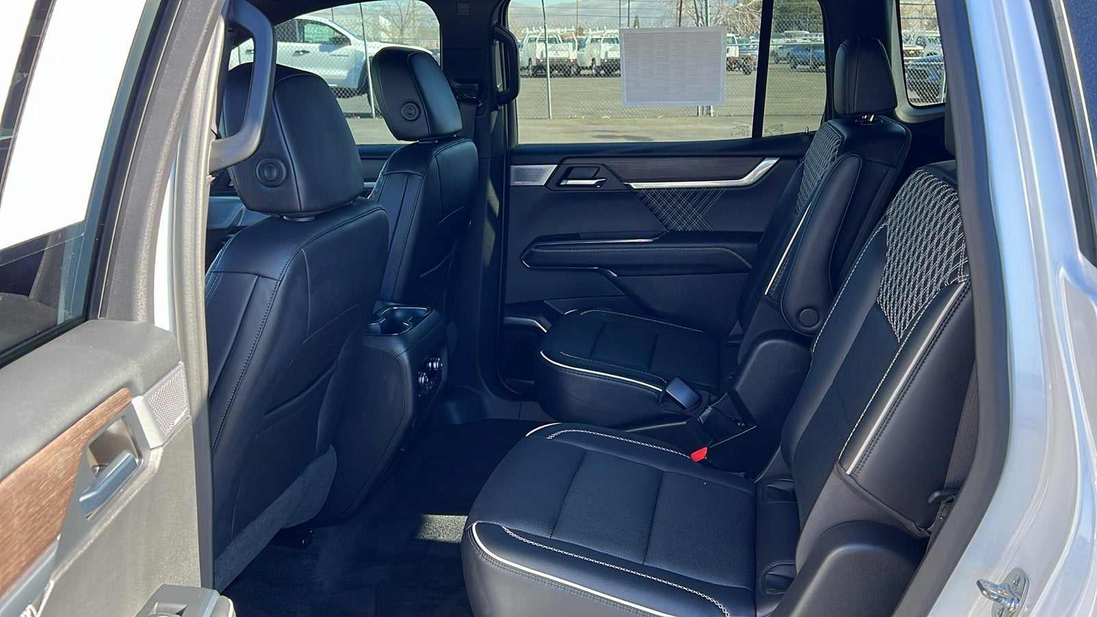 2024 GMC Acadia Denali