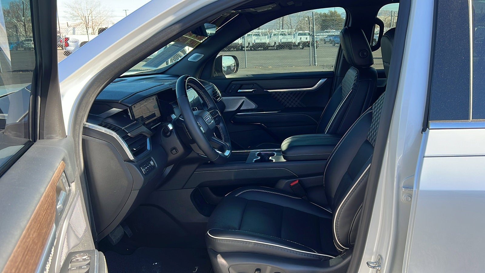 2024 GMC Acadia Denali