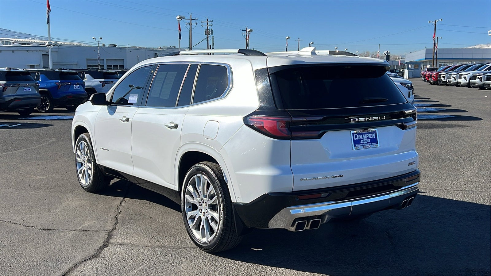 2024 GMC Acadia Denali