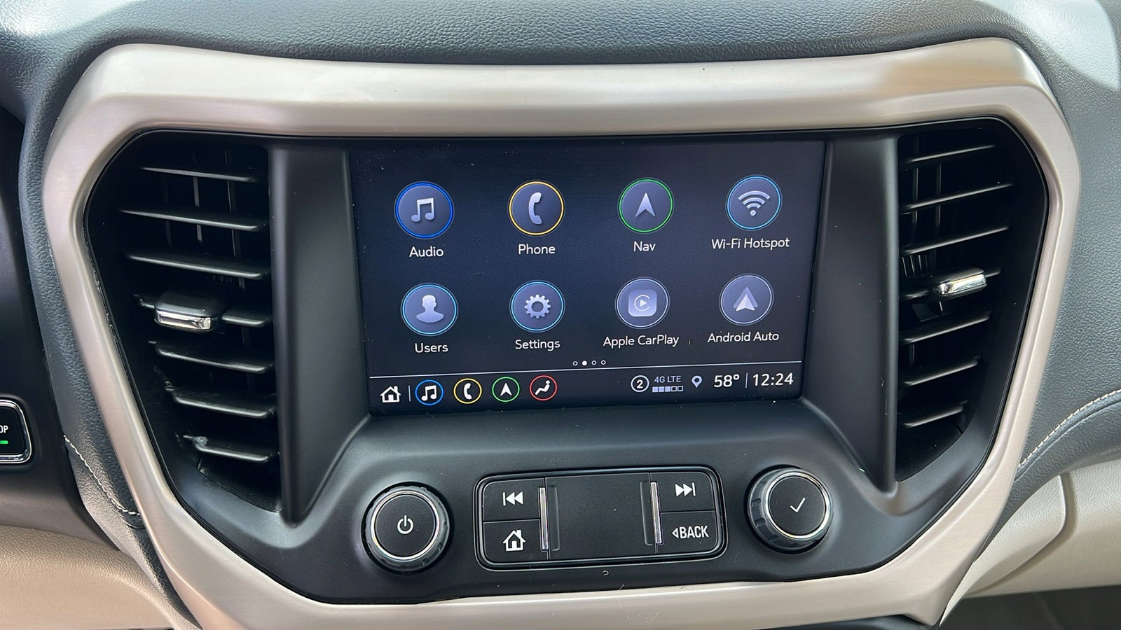2023 GMC Acadia Denali