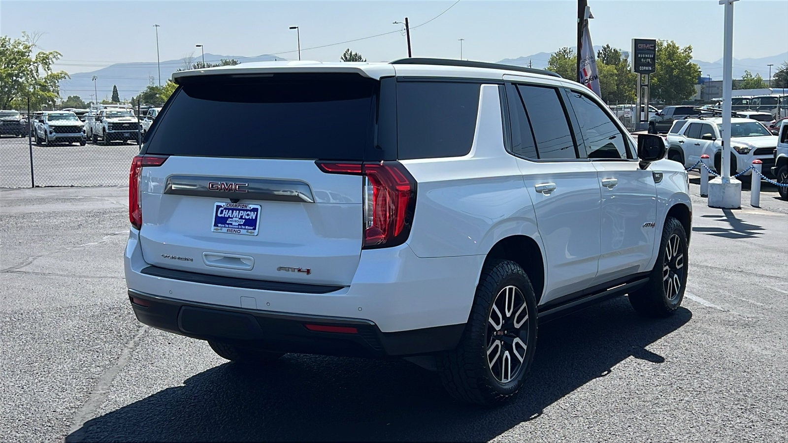 2023 GMC Yukon AT4