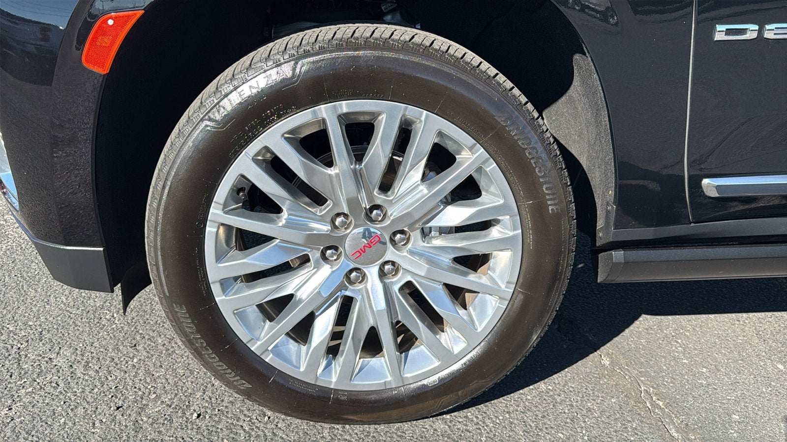 2024 GMC Yukon Denali