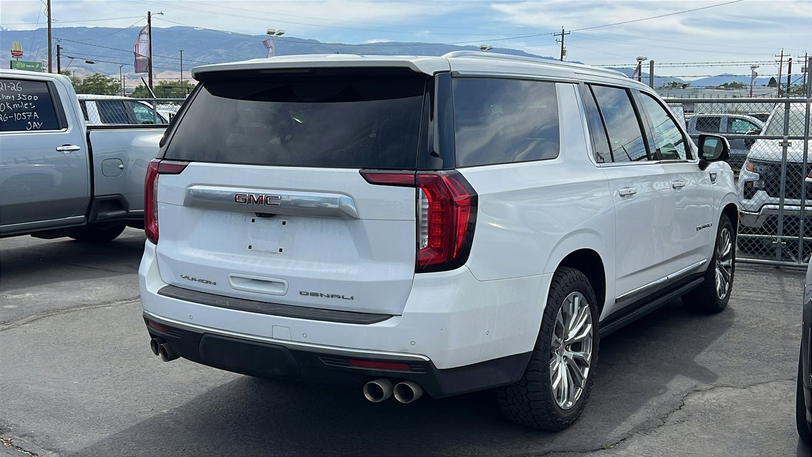 2024 GMC Yukon XL Denali