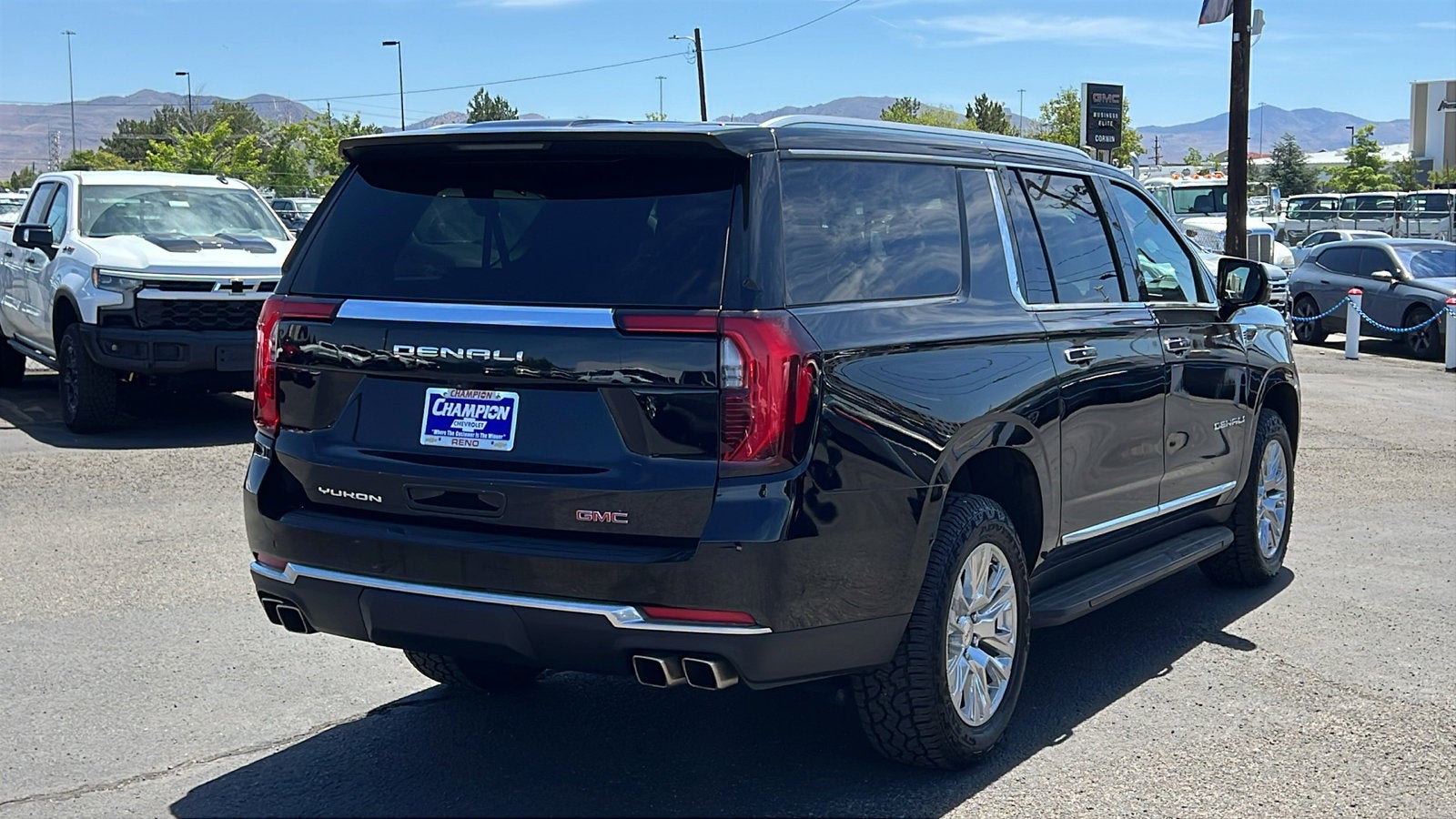 2025 GMC Yukon XL Denali