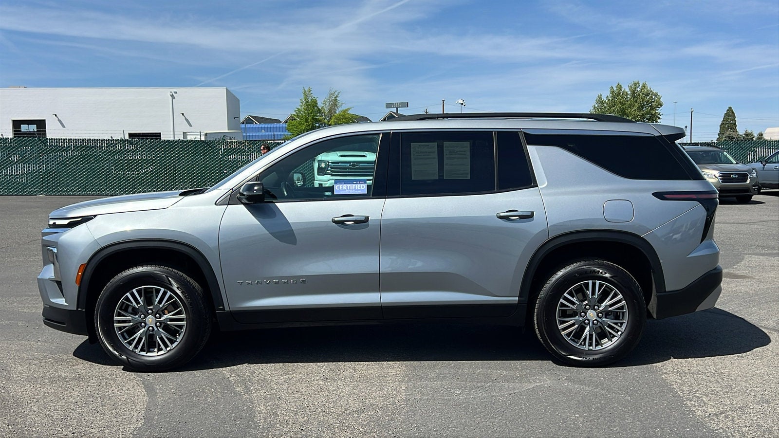 2024 Chevrolet Traverse LT