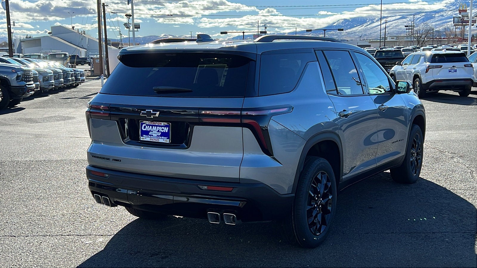 2026 Chevrolet Traverse LT