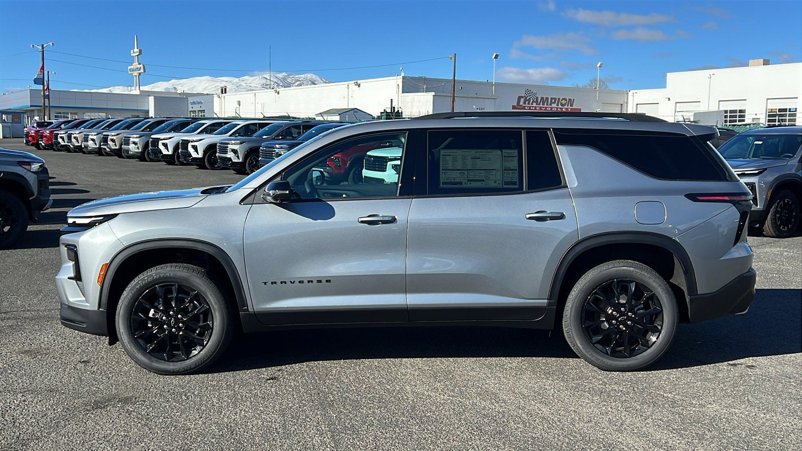 2026 Chevrolet Traverse LT