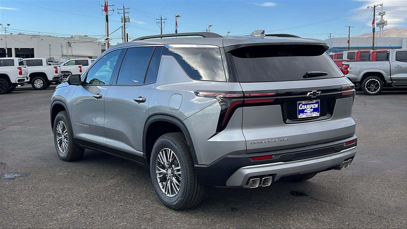 2026 Chevrolet Traverse LT