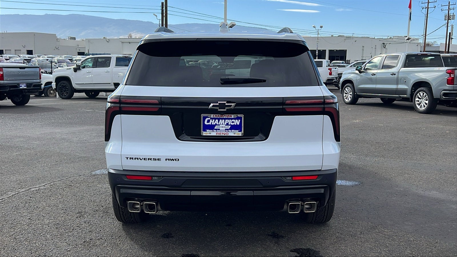 2026 Chevrolet Traverse LT