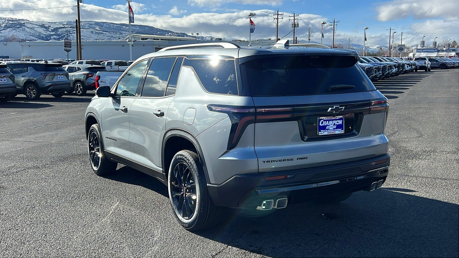 2026 Chevrolet Traverse LT