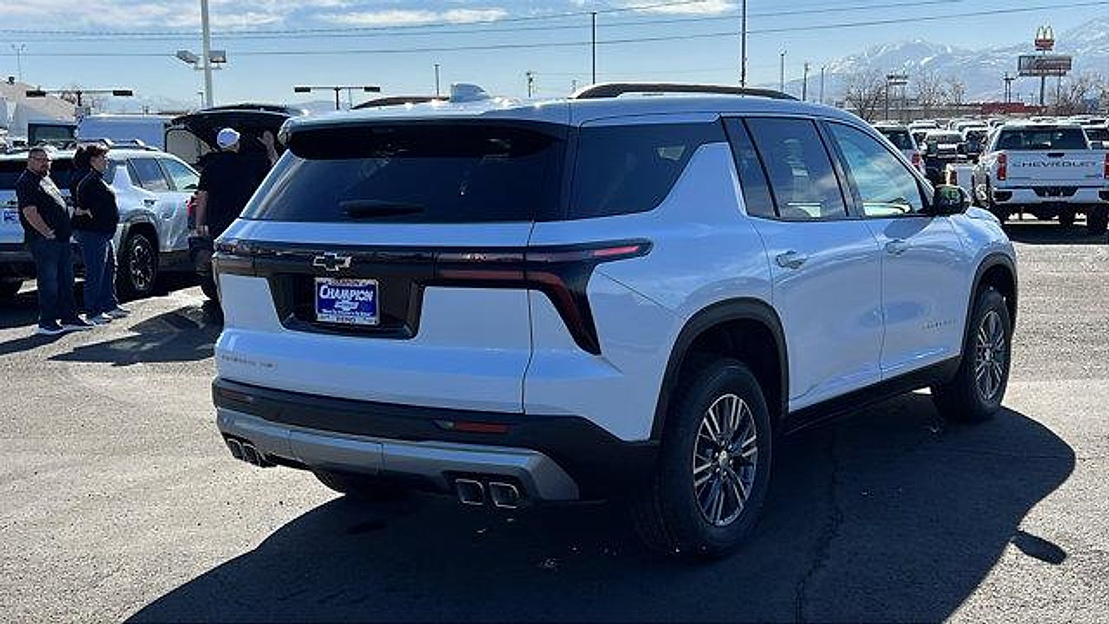 2026 Chevrolet Traverse LT