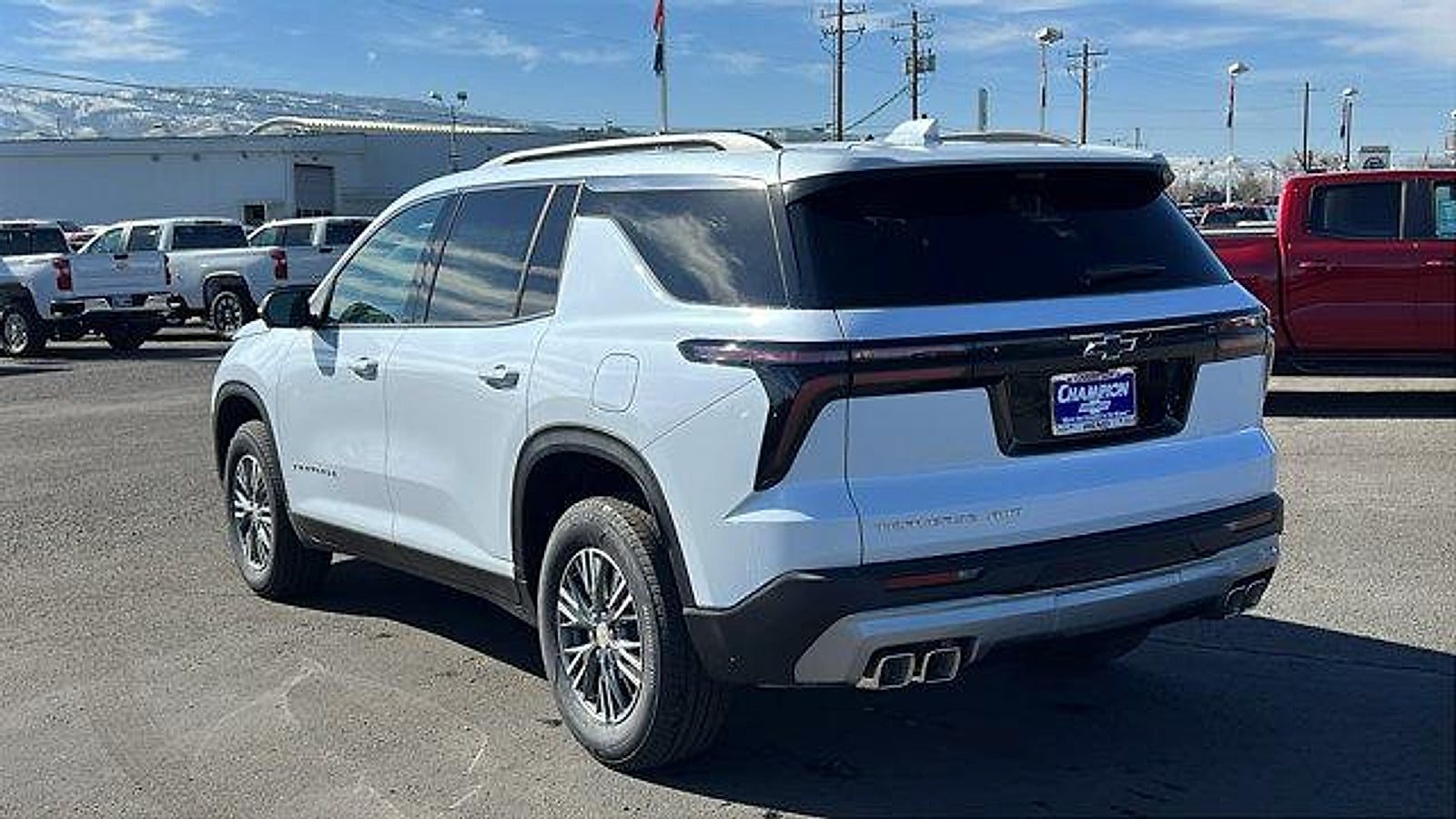 2026 Chevrolet Traverse LT