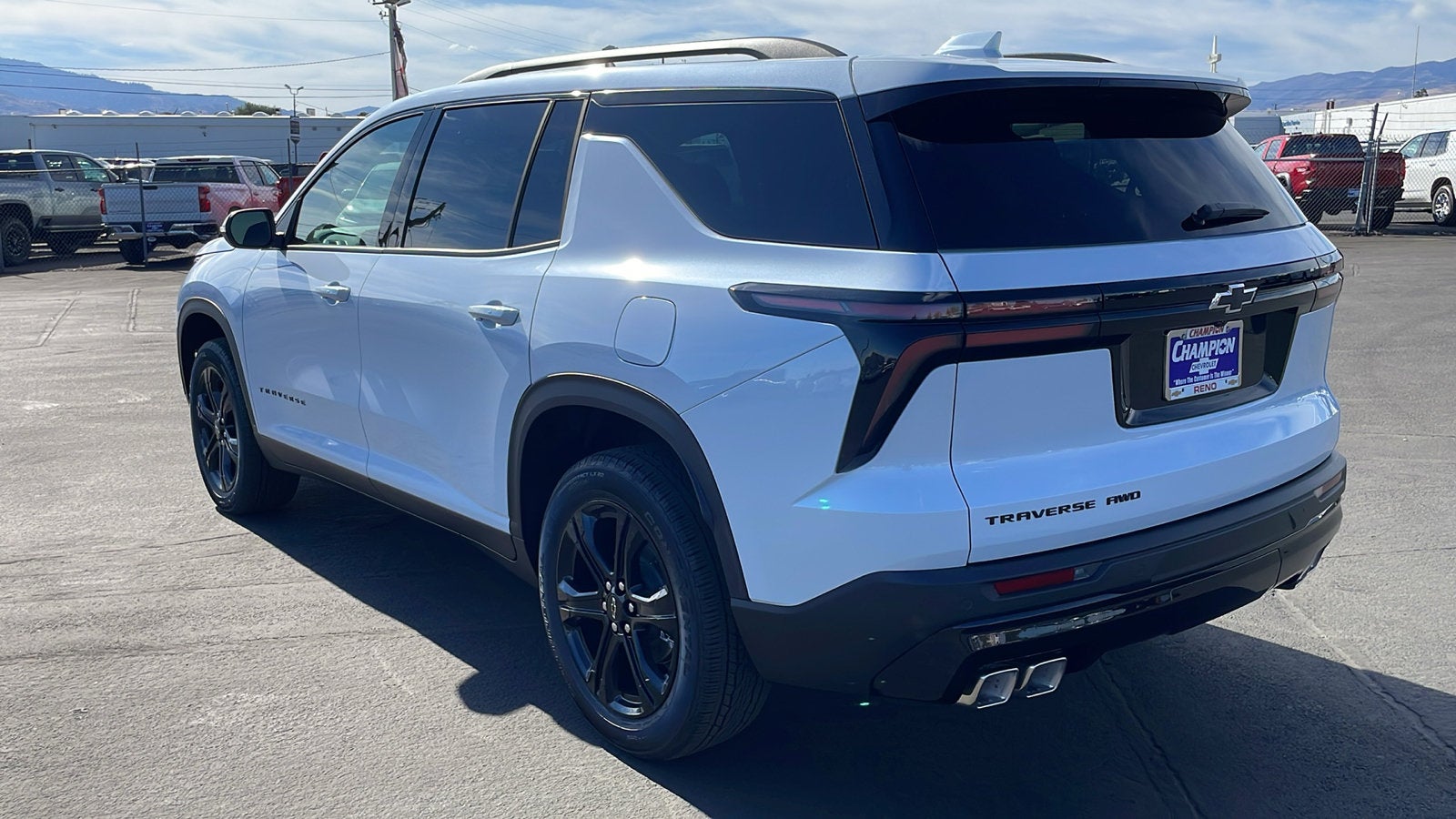 2027 Chevrolet Traverse LT