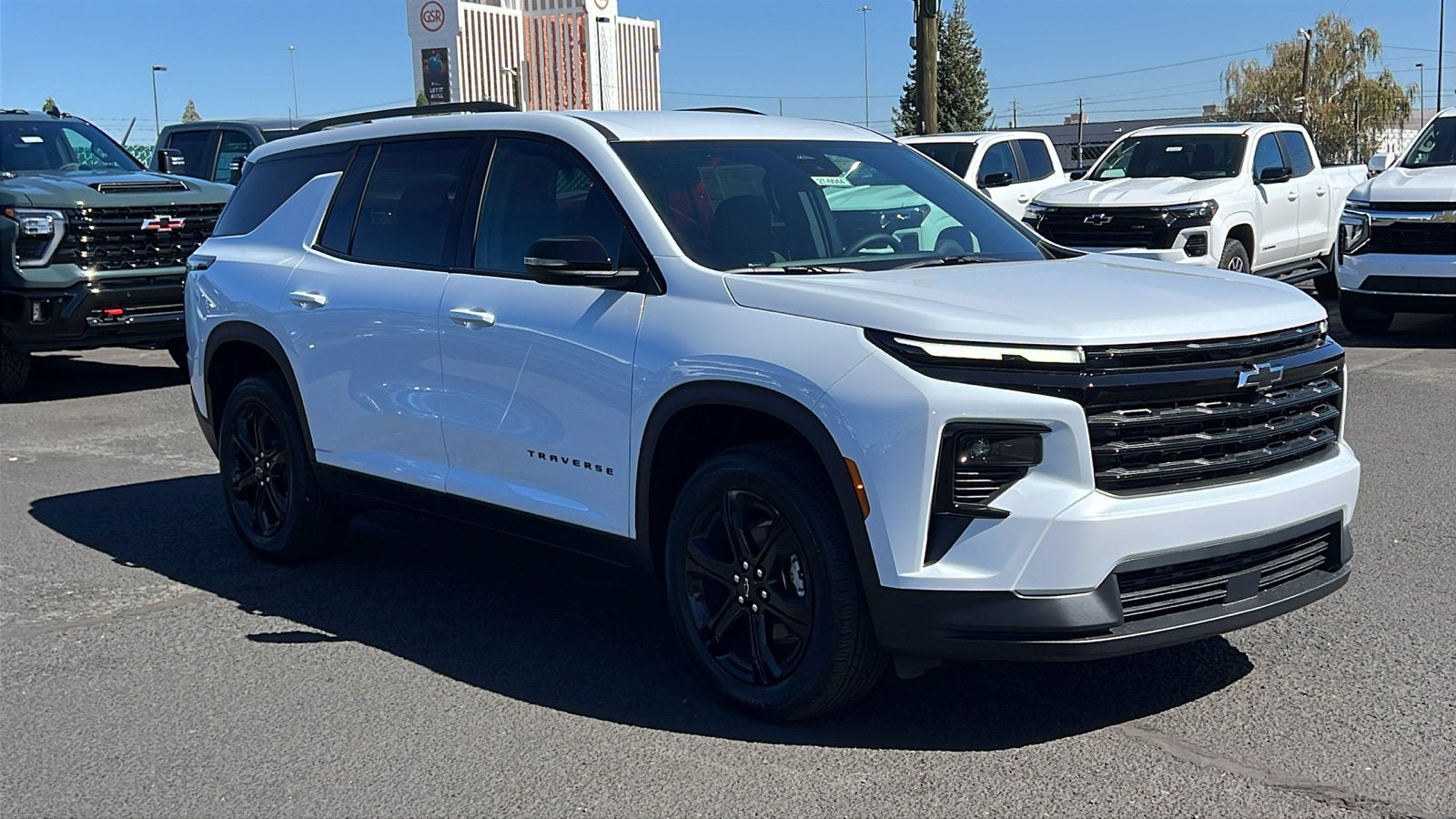 2027 Chevrolet Traverse LT