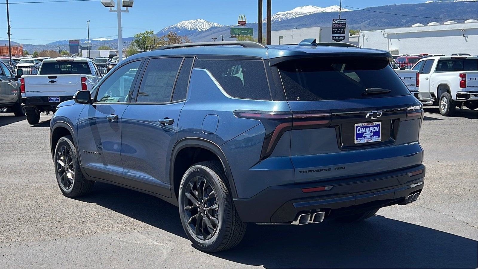 2026 Chevrolet Traverse LT