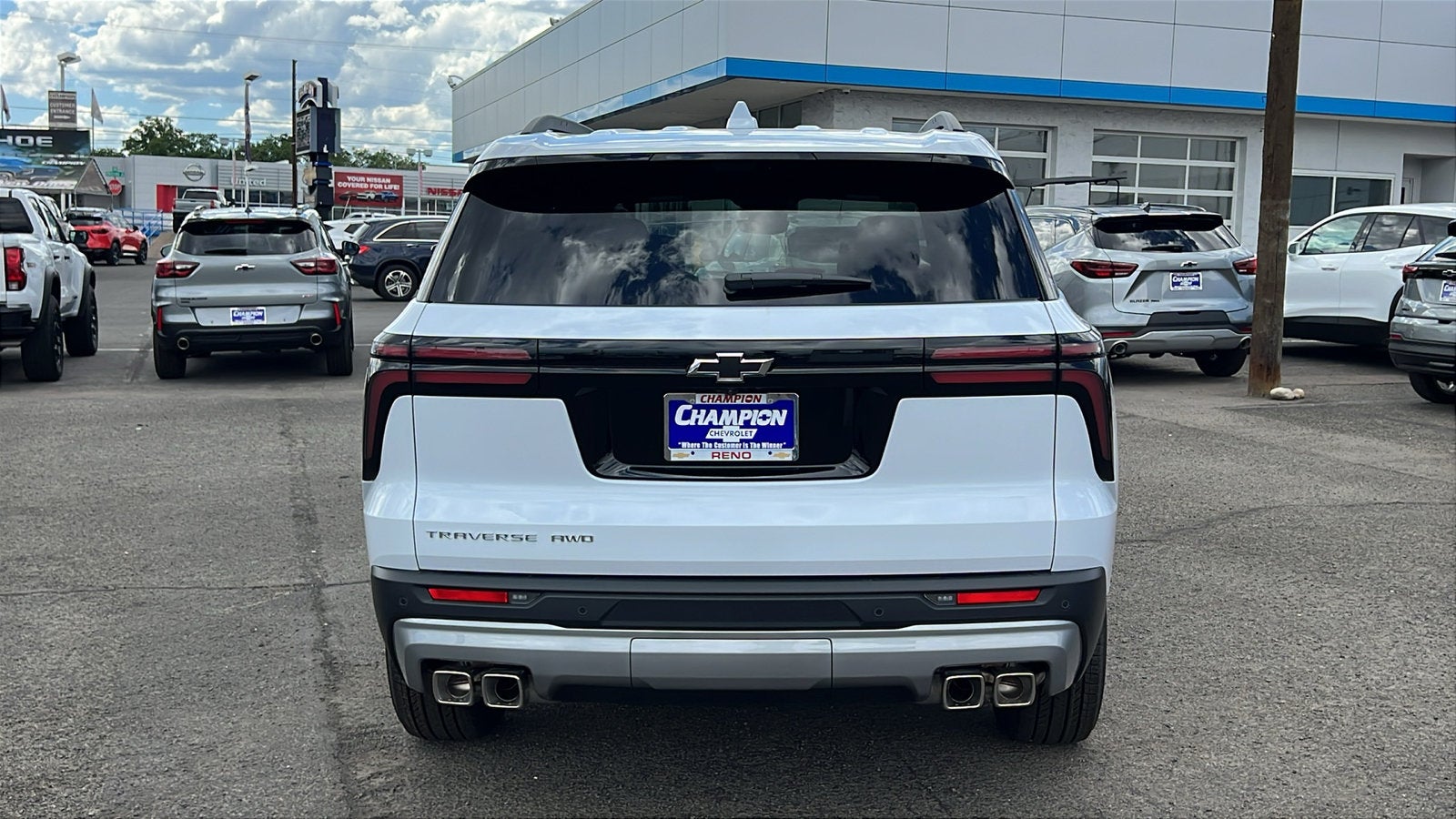 2026 Chevrolet Traverse LT