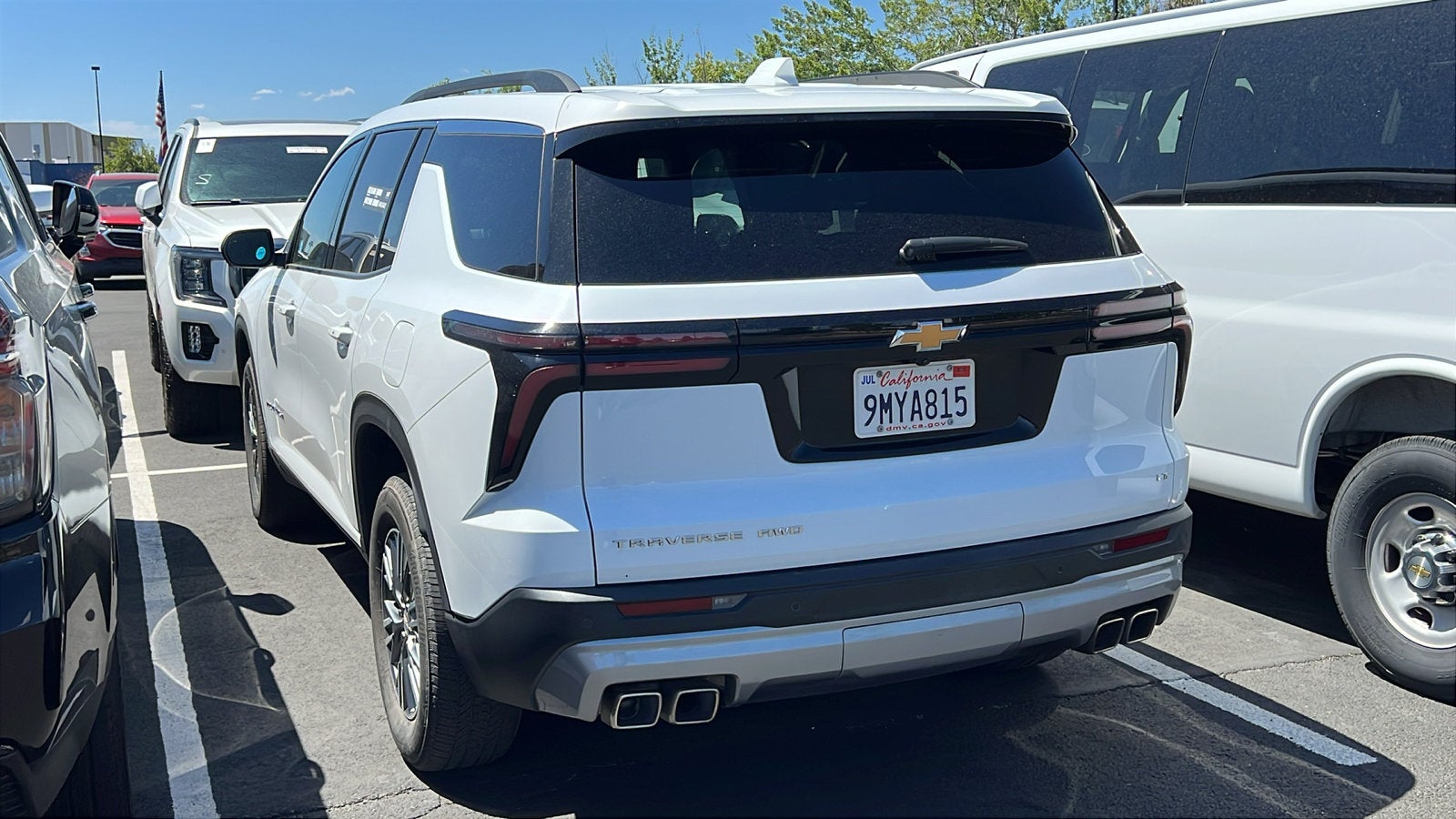 2024 Chevrolet Traverse LT