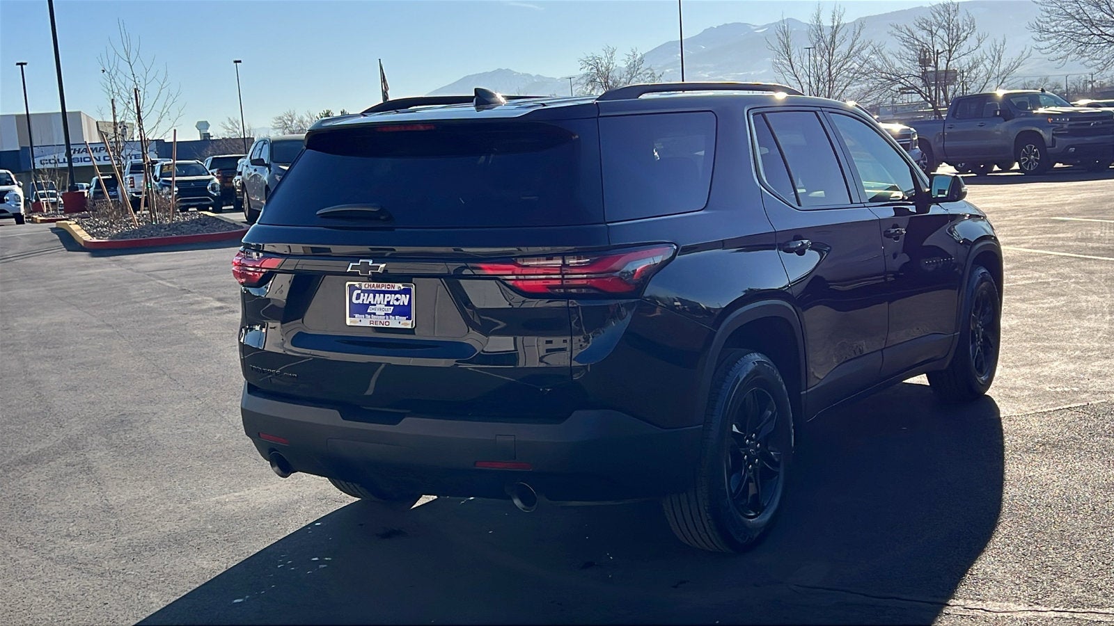 2023 Chevrolet Traverse LT Cloth