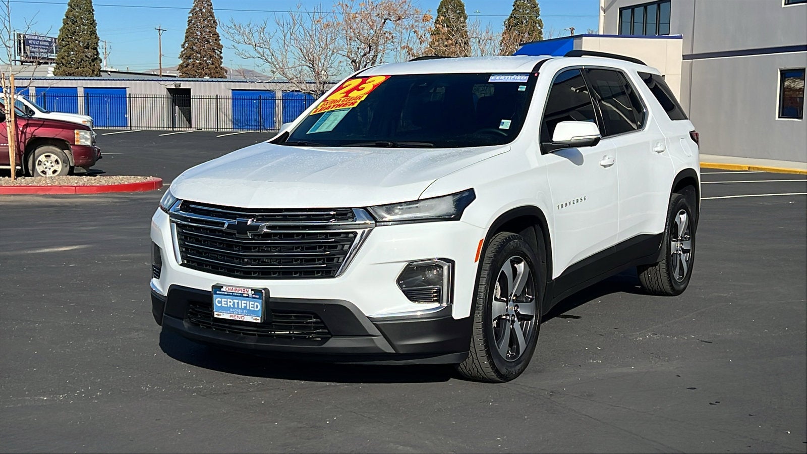 2023 Chevrolet Traverse LT Leather