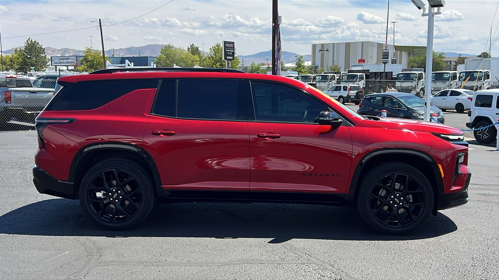 2024 Chevrolet Traverse RS