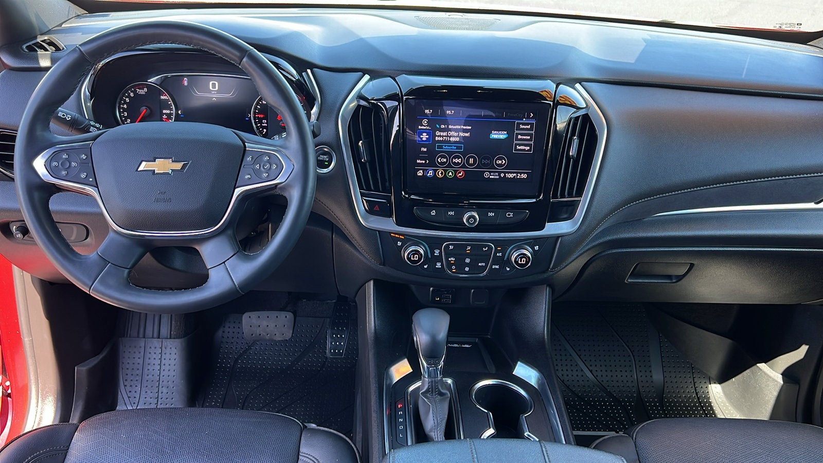 2023 Chevrolet Traverse High Country - Photo 17