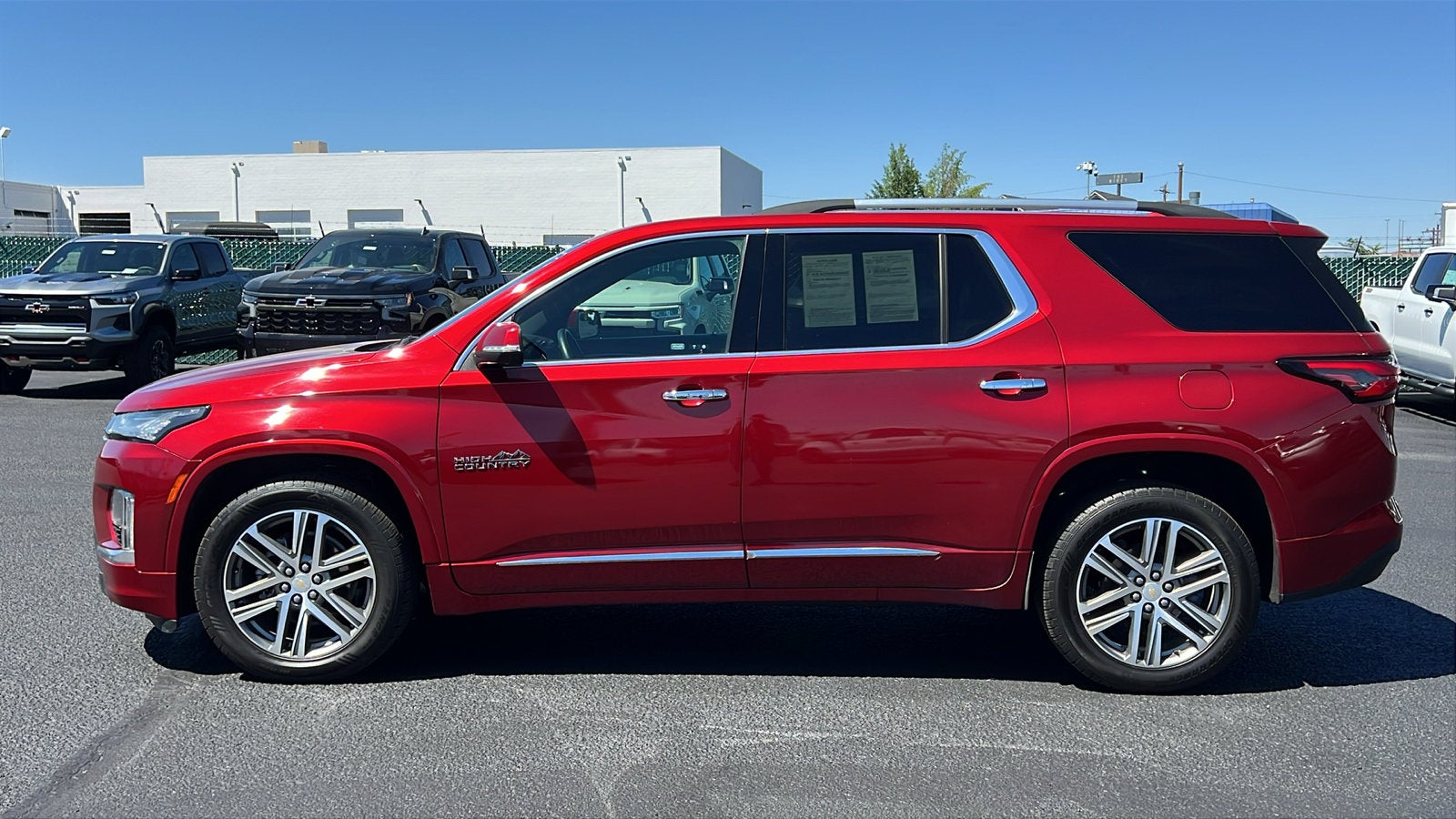 2023 Chevrolet Traverse High Country - Photo 8
