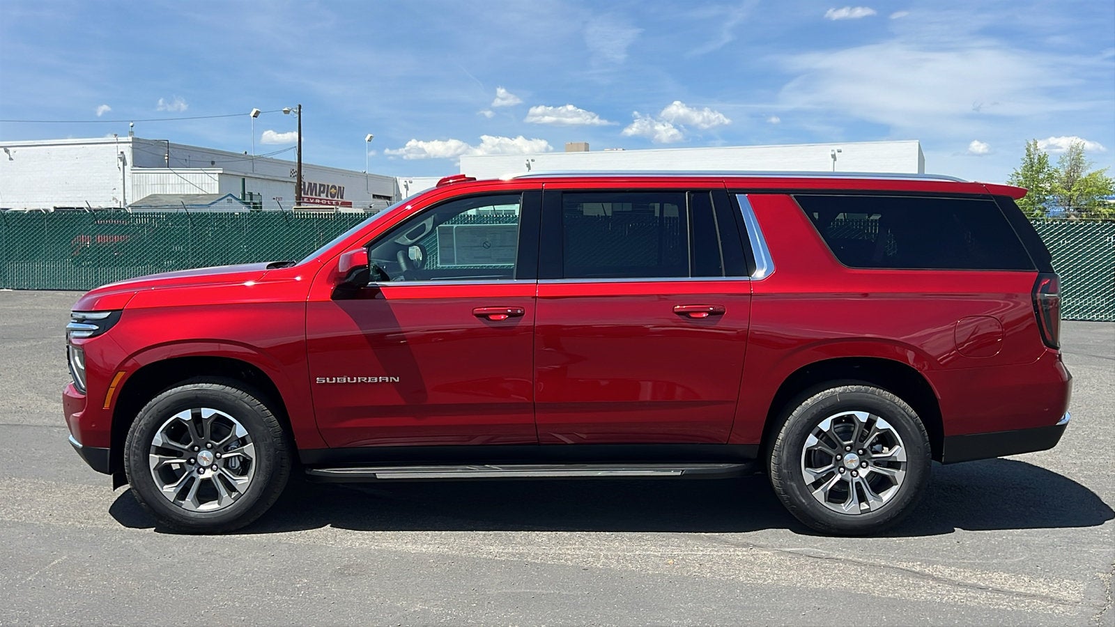 2026 Chevrolet Suburban LS