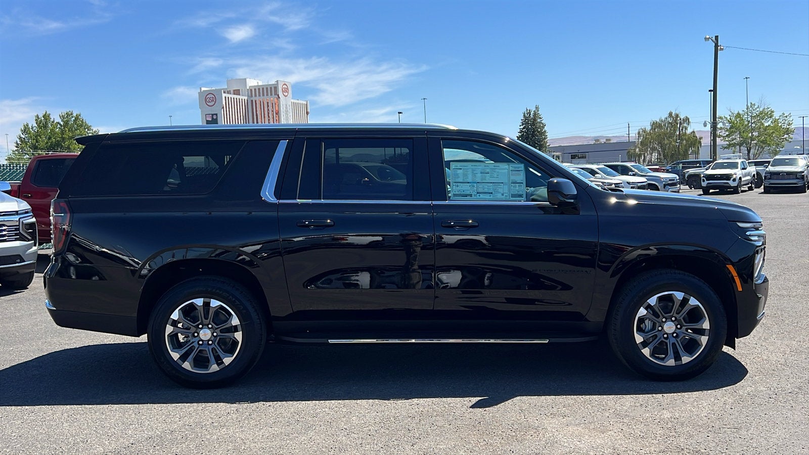 2026 Chevrolet Suburban LS