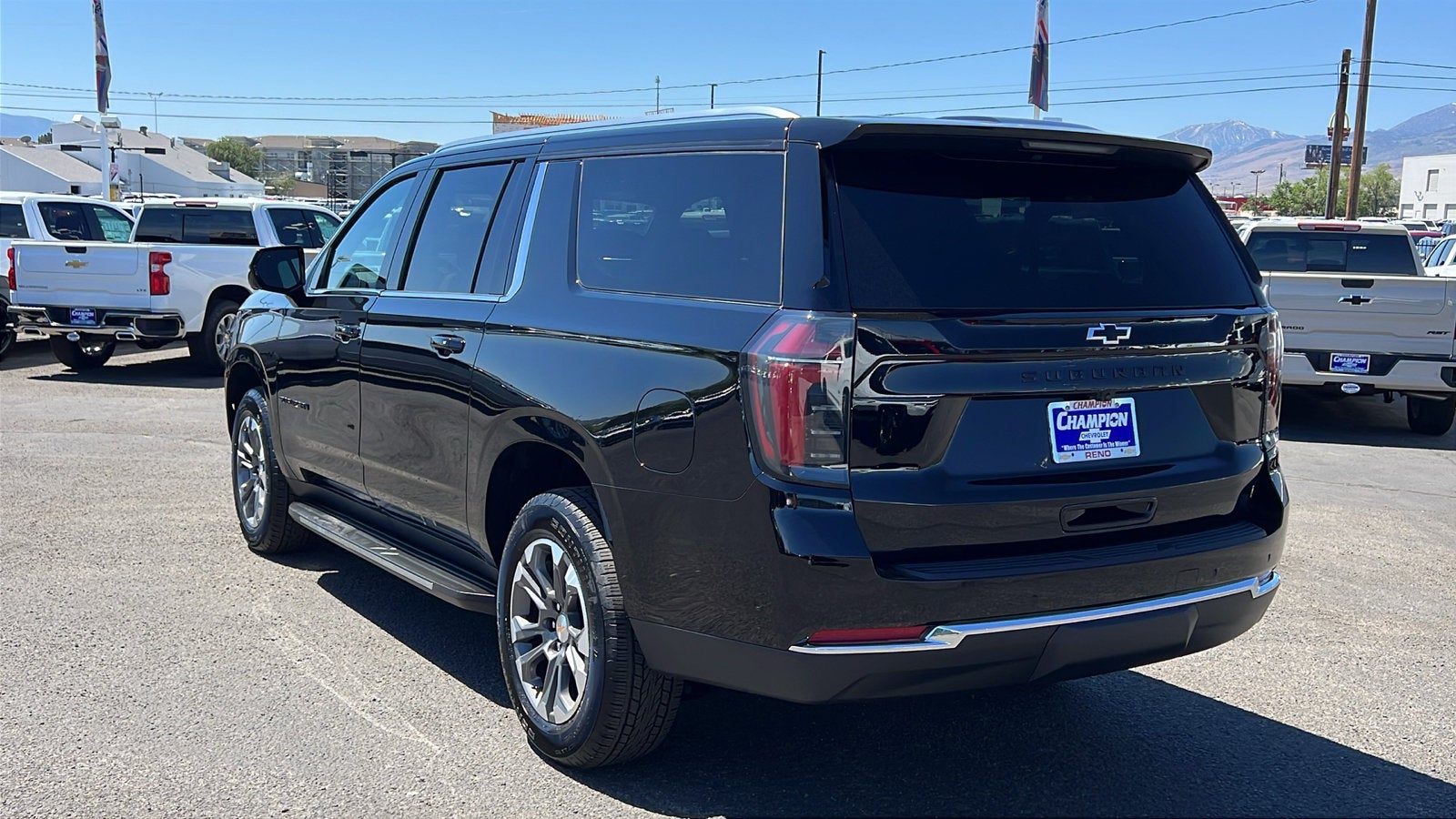 2026 Chevrolet Suburban LS