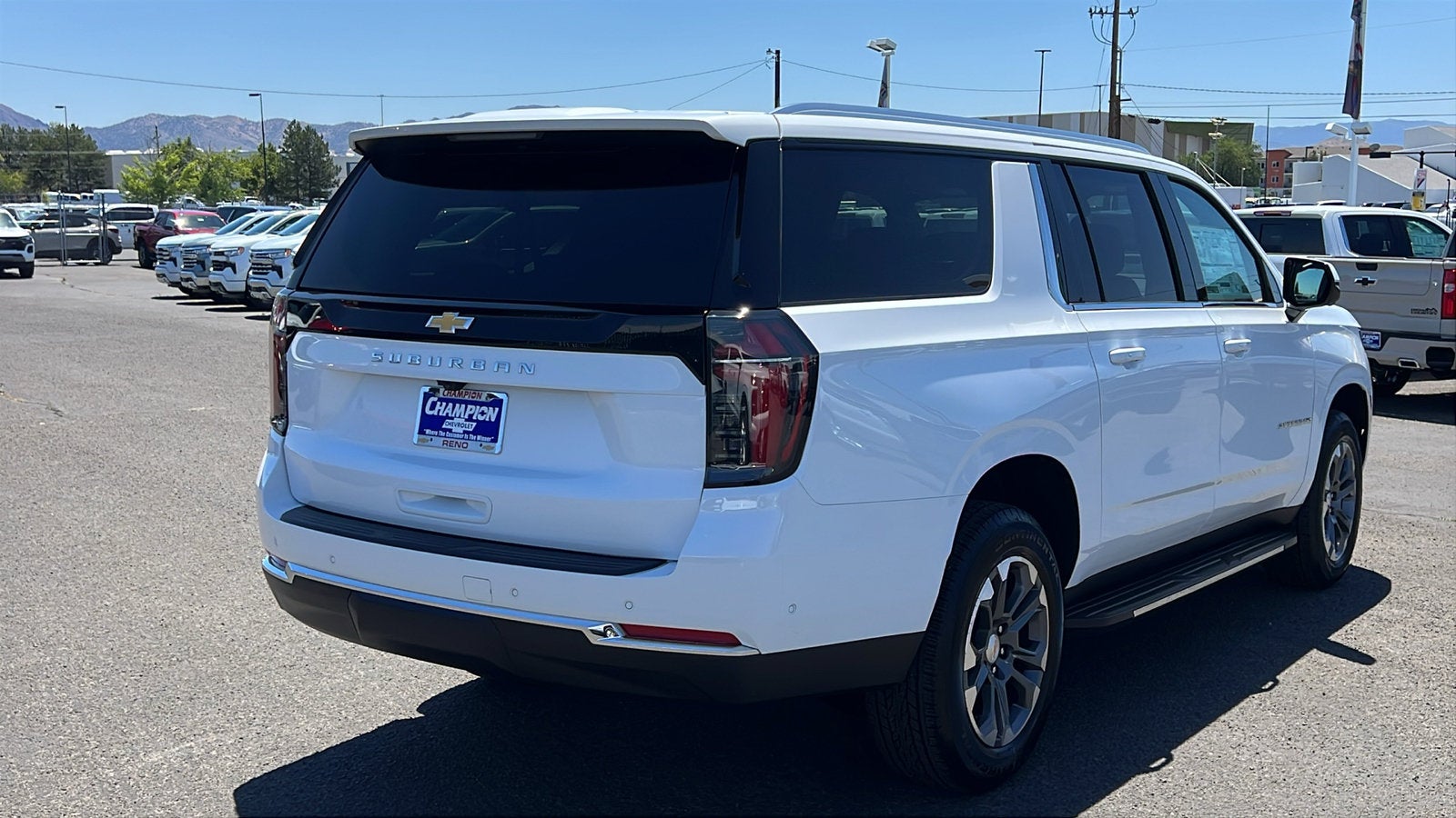 2026 Chevrolet Suburban LS