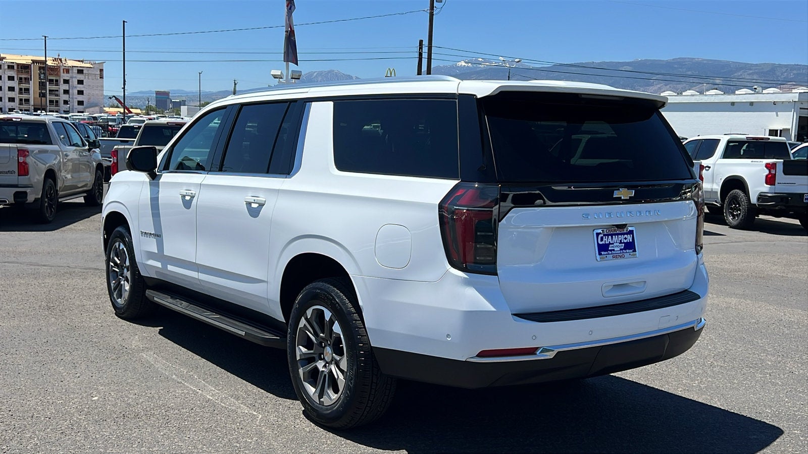 2026 Chevrolet Suburban LS