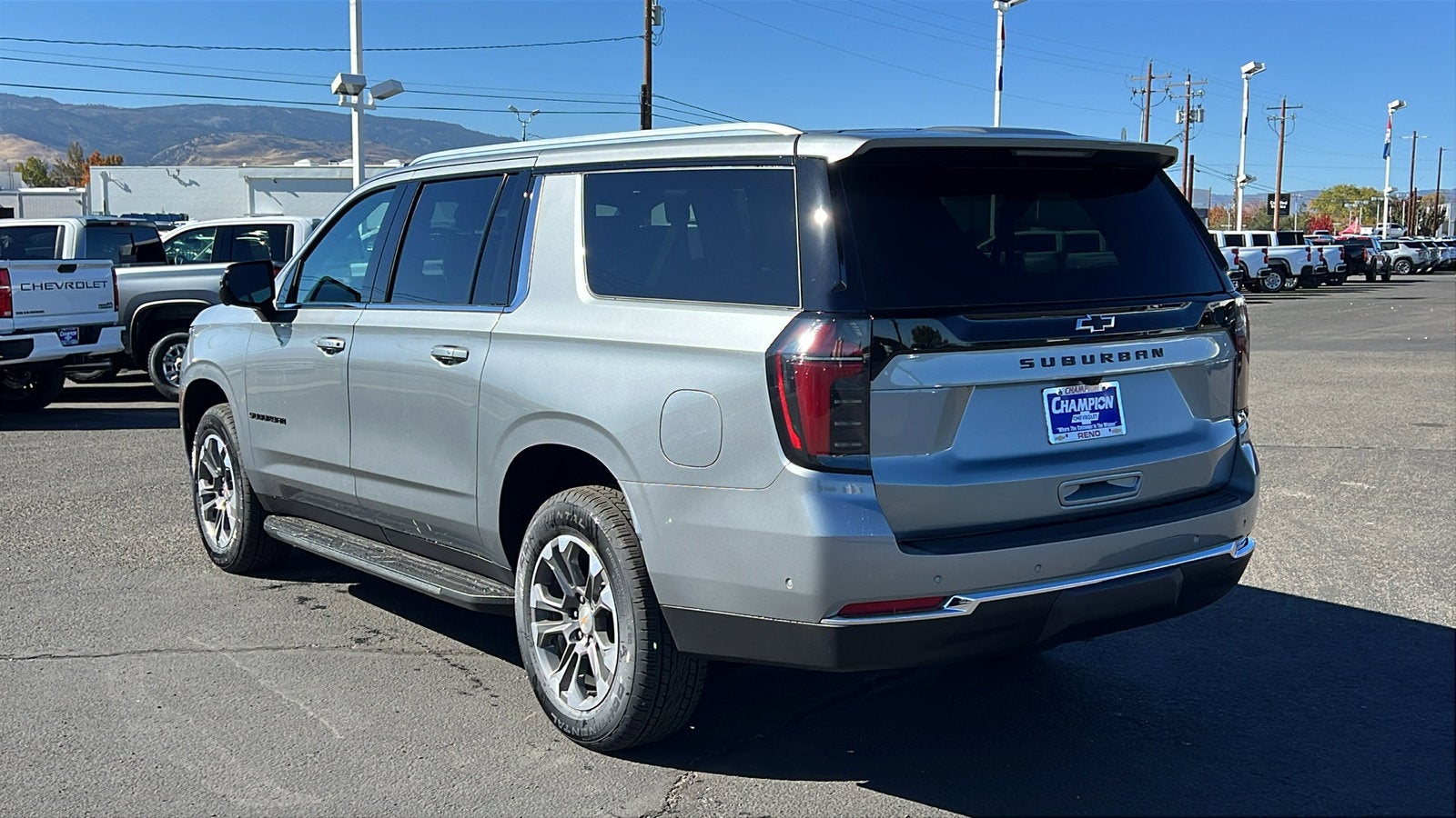 2026 Chevrolet Suburban LS