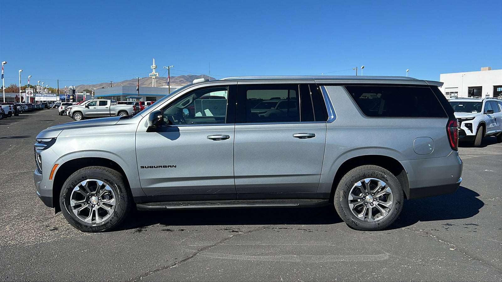 2026 Chevrolet Suburban LS