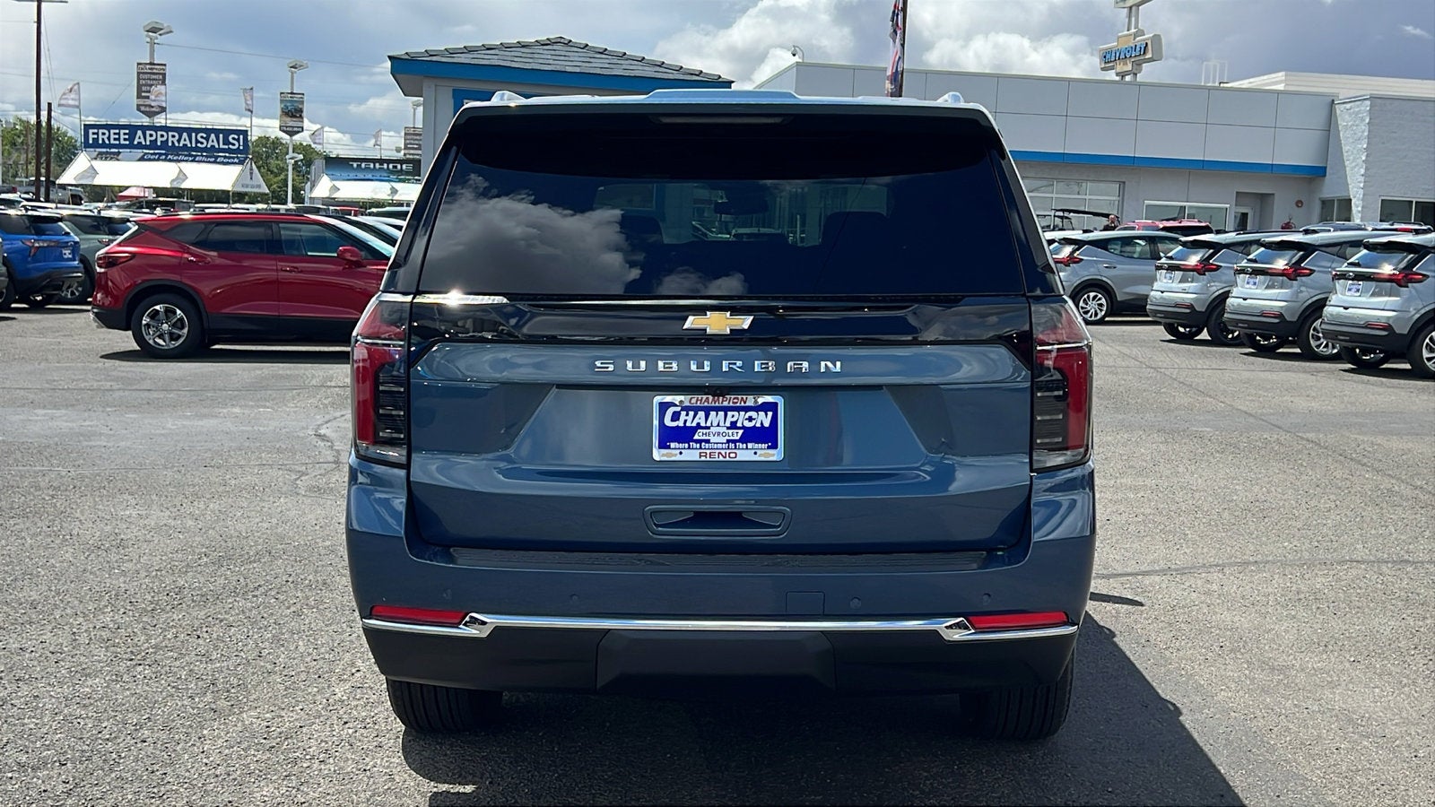 2026 Chevrolet Suburban LS