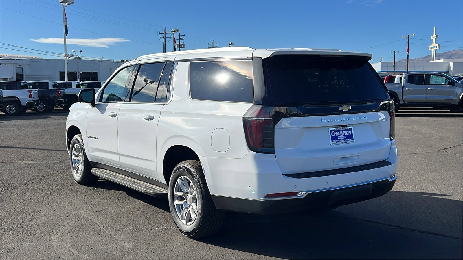 2026 Chevrolet Suburban LS
