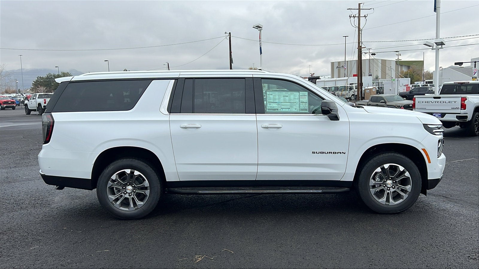 2026 Chevrolet Suburban LT