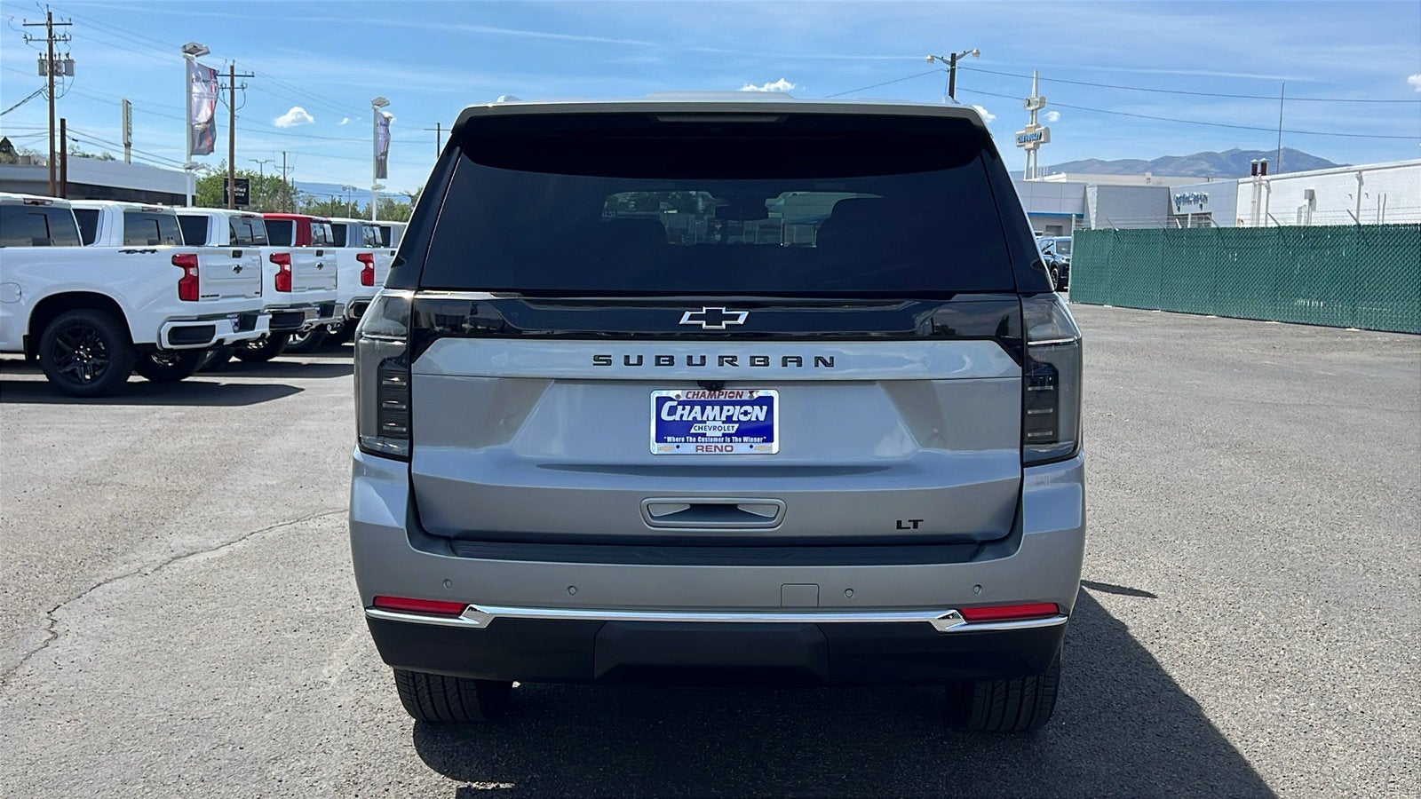 2026 Chevrolet Suburban LT