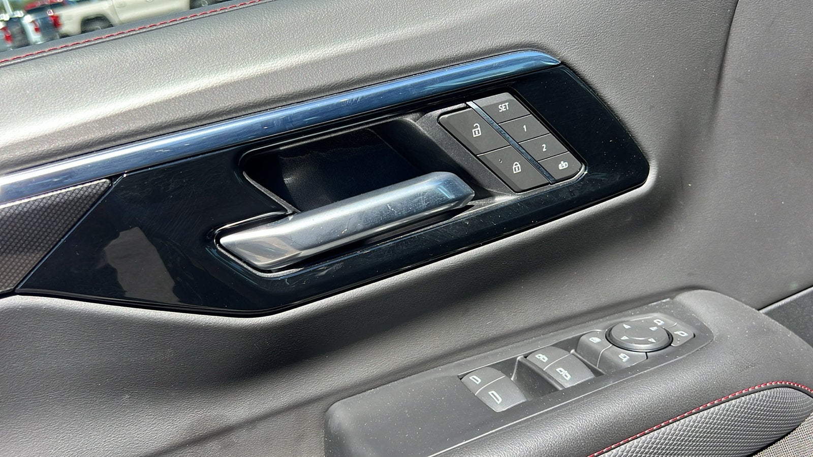2025 Chevrolet Suburban RST
