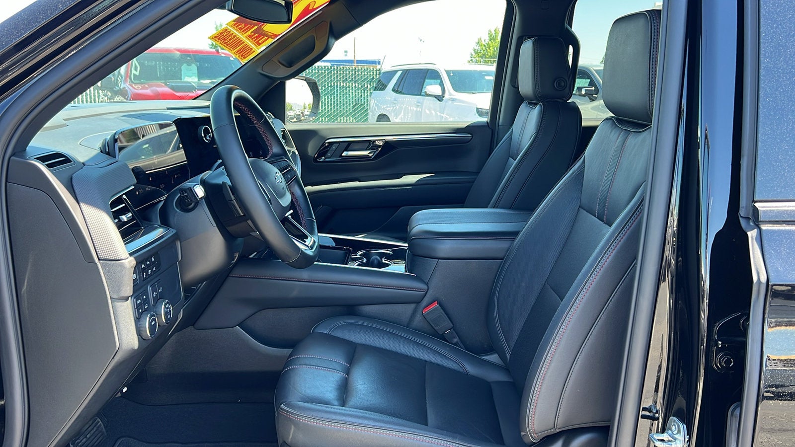 2025 Chevrolet Suburban RST