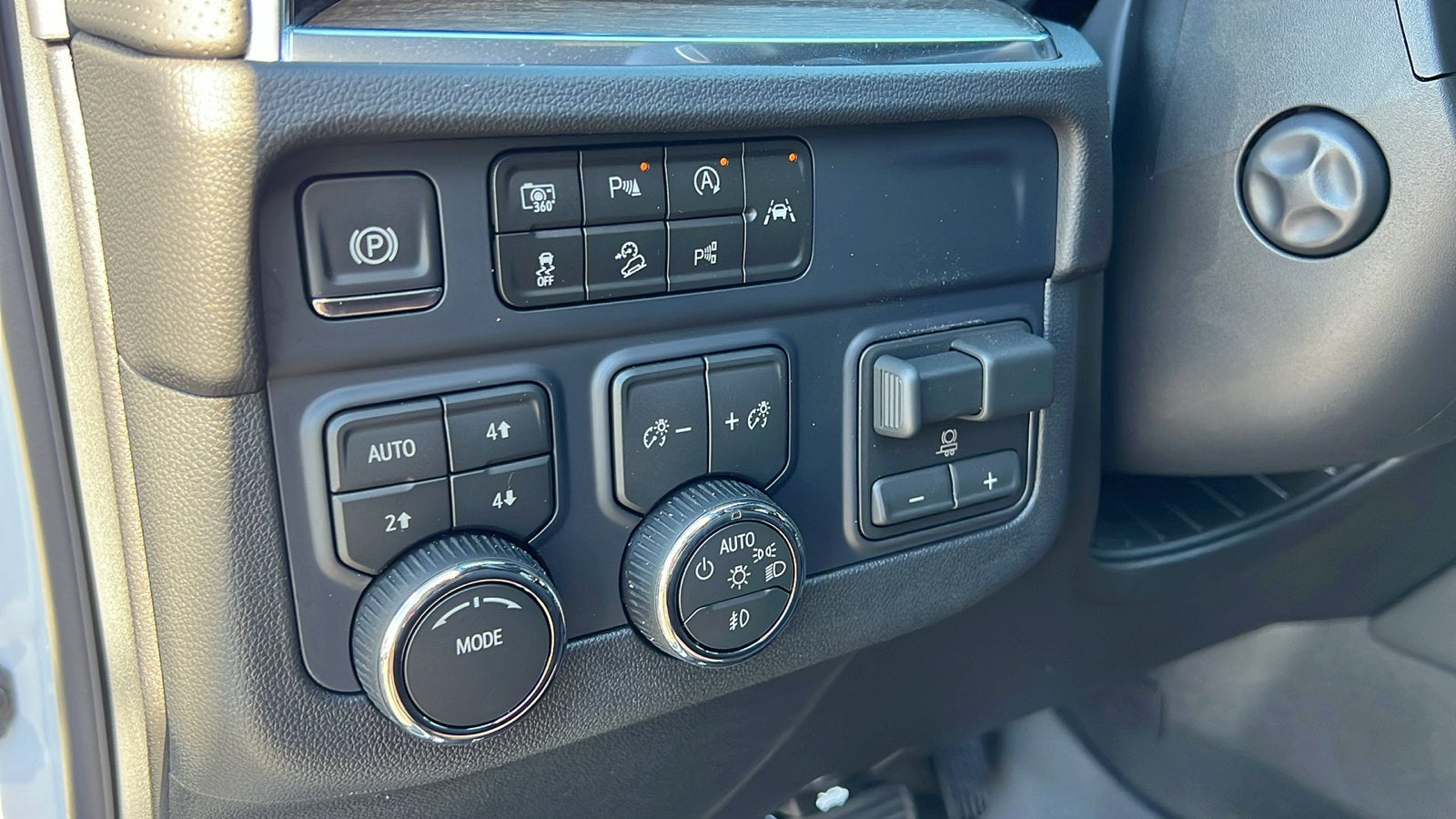 2027 Chevrolet Suburban High Country