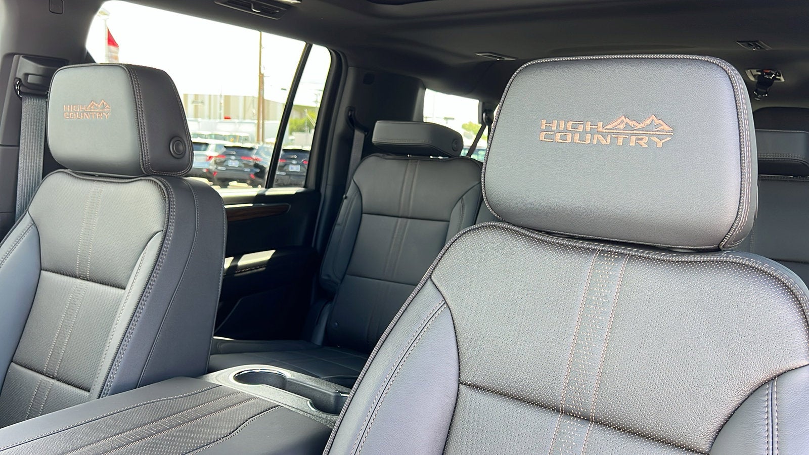 2025 Chevrolet Suburban High Country