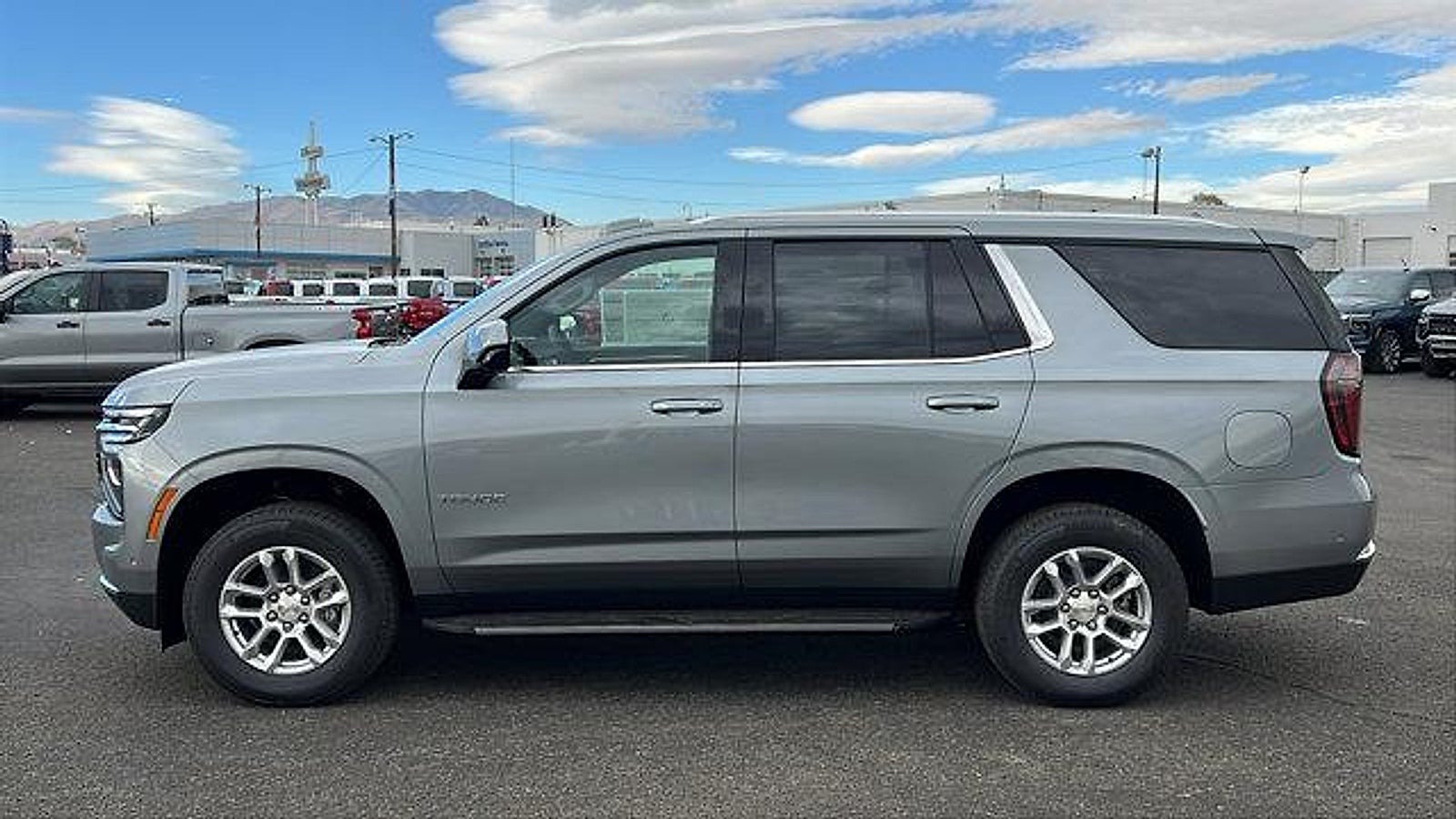 2026 Chevrolet Tahoe LS
