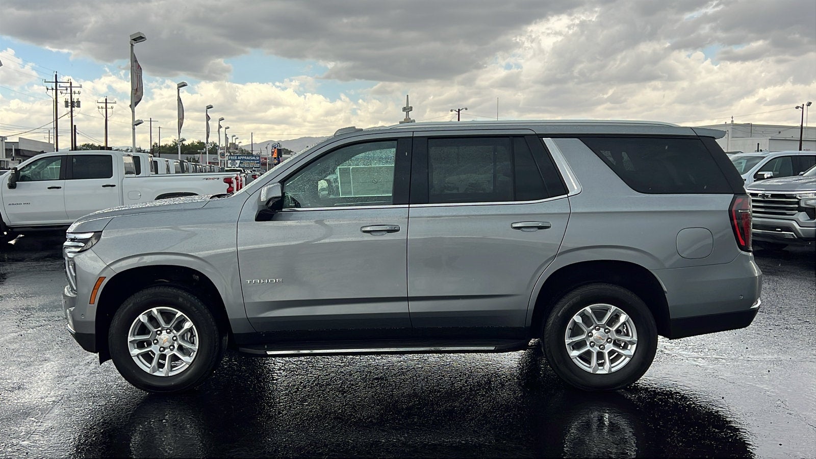 2026 Chevrolet Tahoe LS