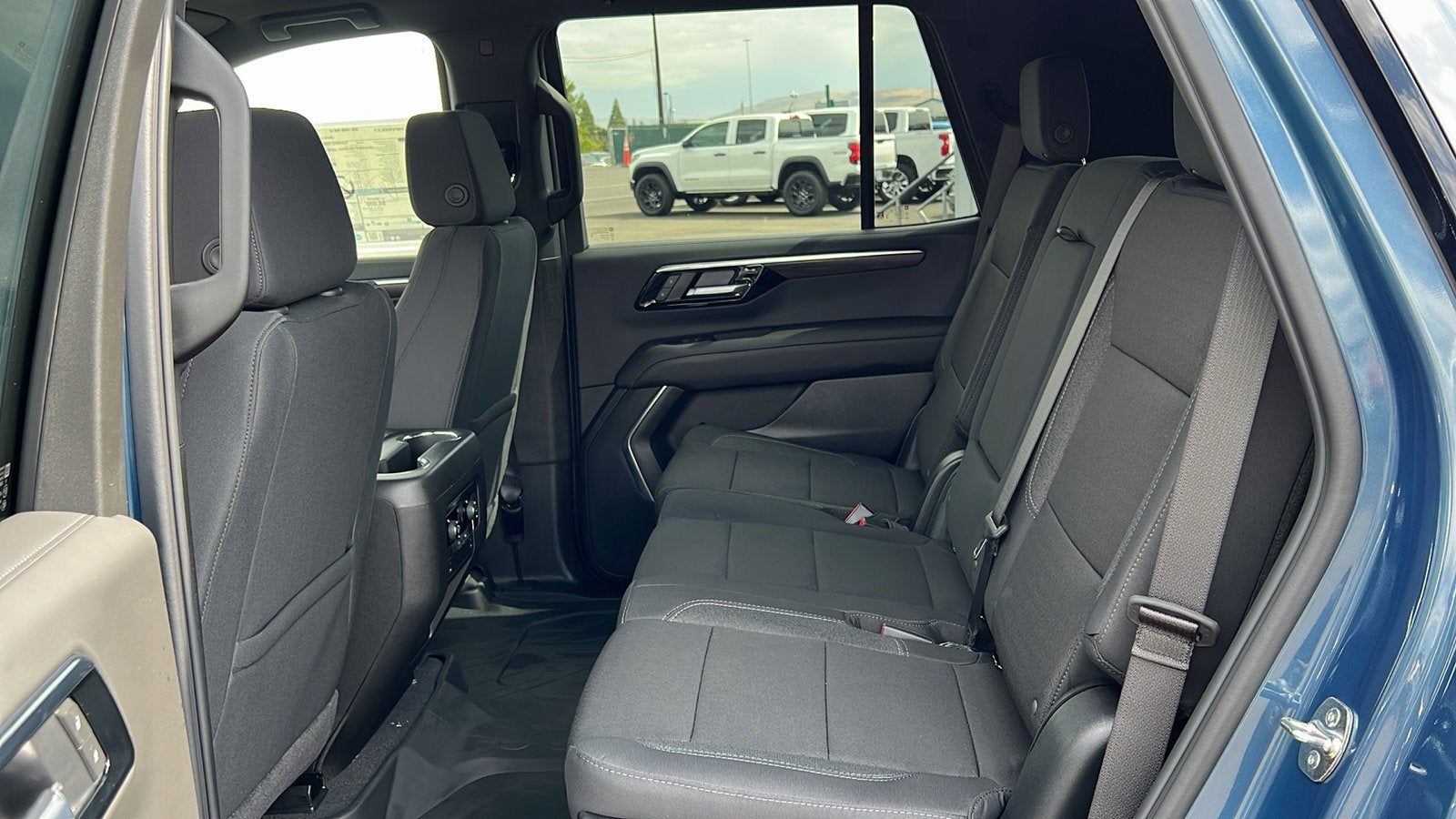 2025 Chevrolet Tahoe LS