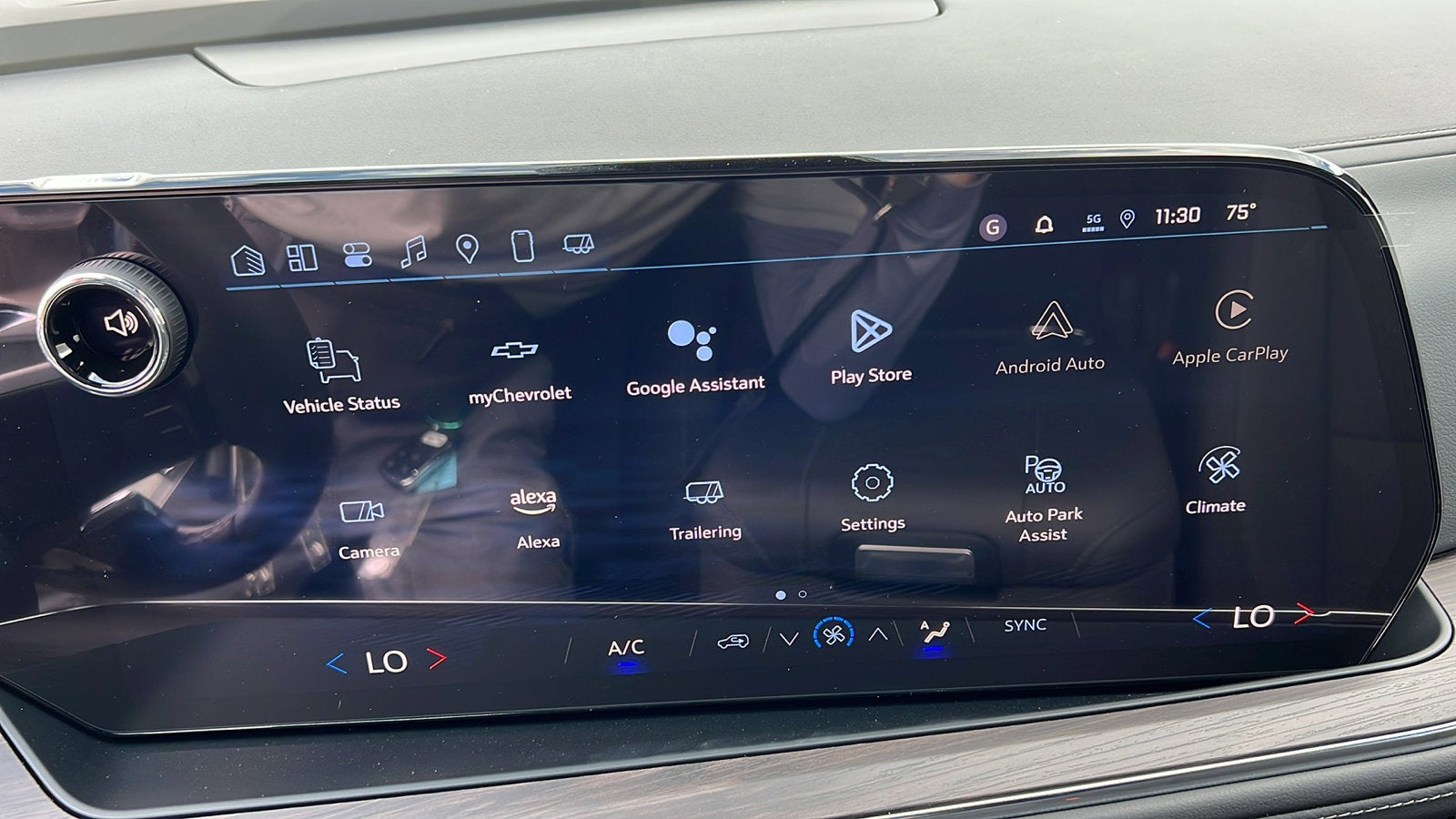 2025 Chevrolet Tahoe LS