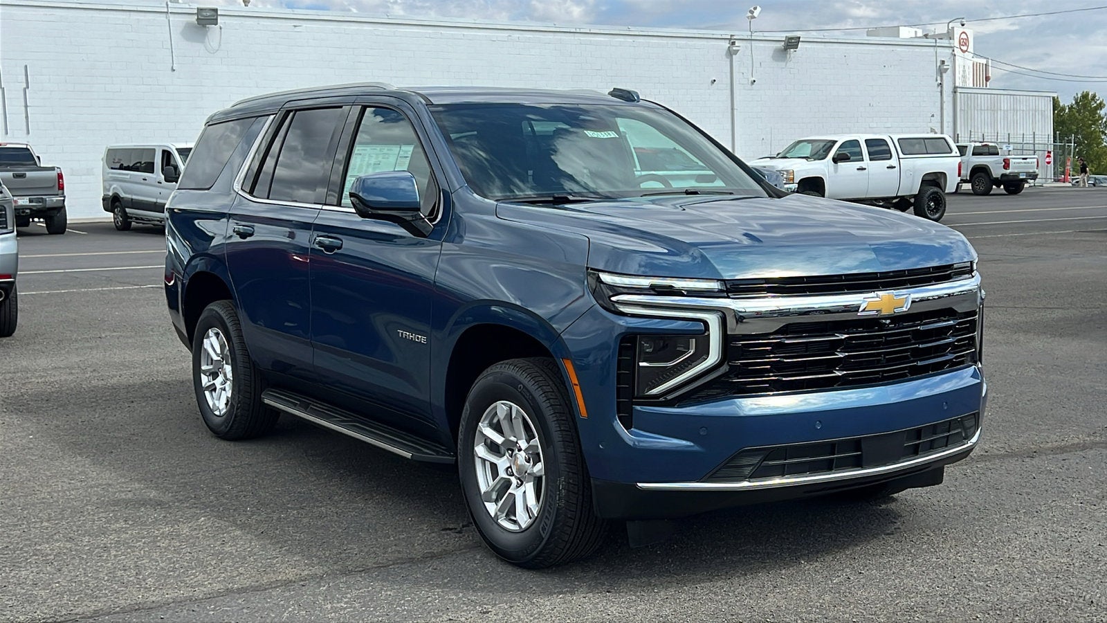 2025 Chevrolet Tahoe LS