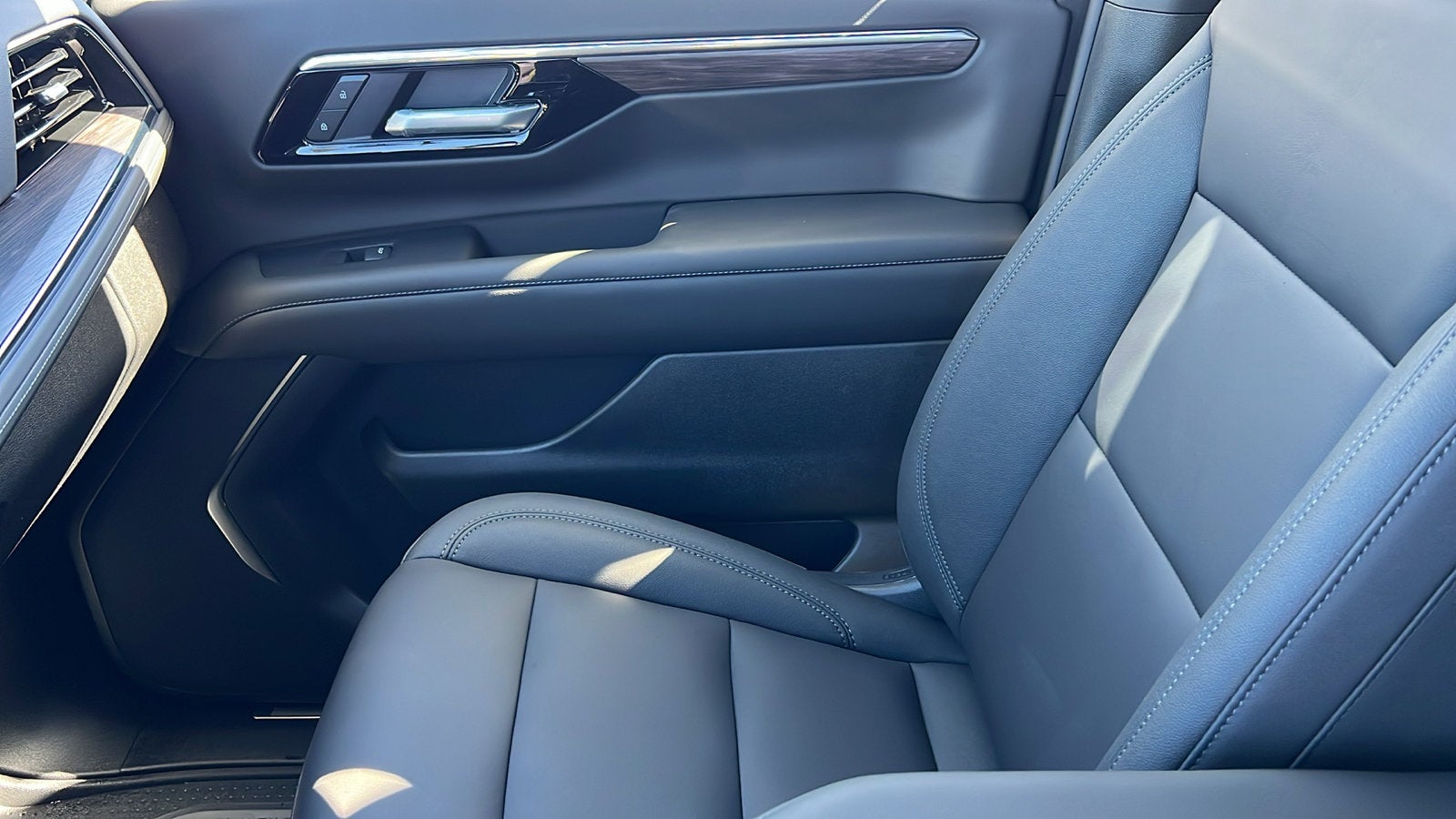 2027 Chevrolet Tahoe LT